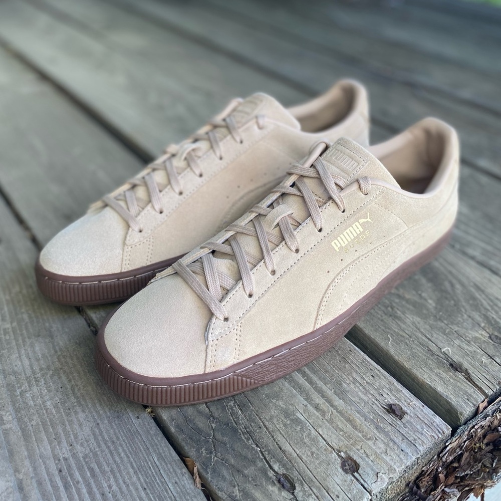 Puma Suede Low-Top Sneakers in Beige and Brown - Picture 3 of 9